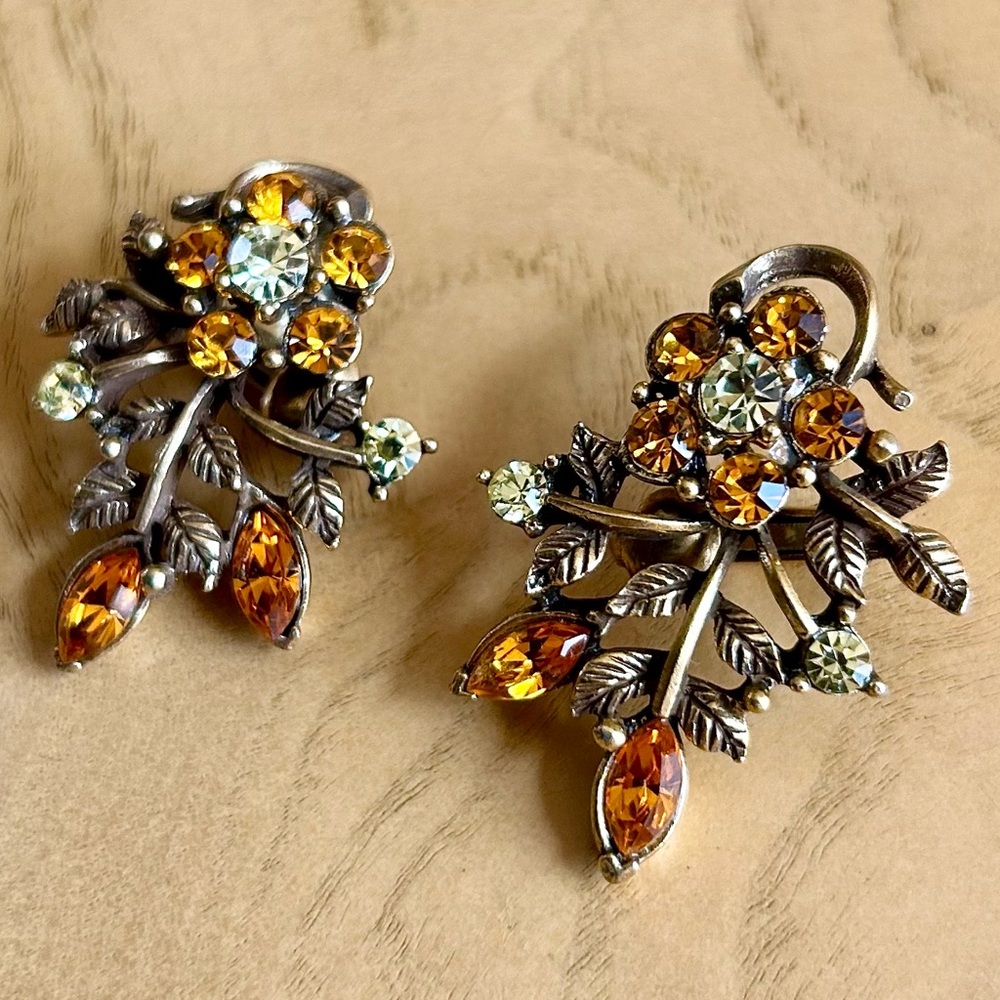 Vintage 1960s Coro Gold Topaz Rhinestone Clip Earrings